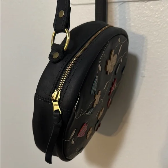 Portland Leather Folklore Large Circle Bag- LIMITED EDITION! - Picture 3 of 8